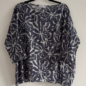 WHYCI YC Milano Oversized Navy and White Floral Blouse